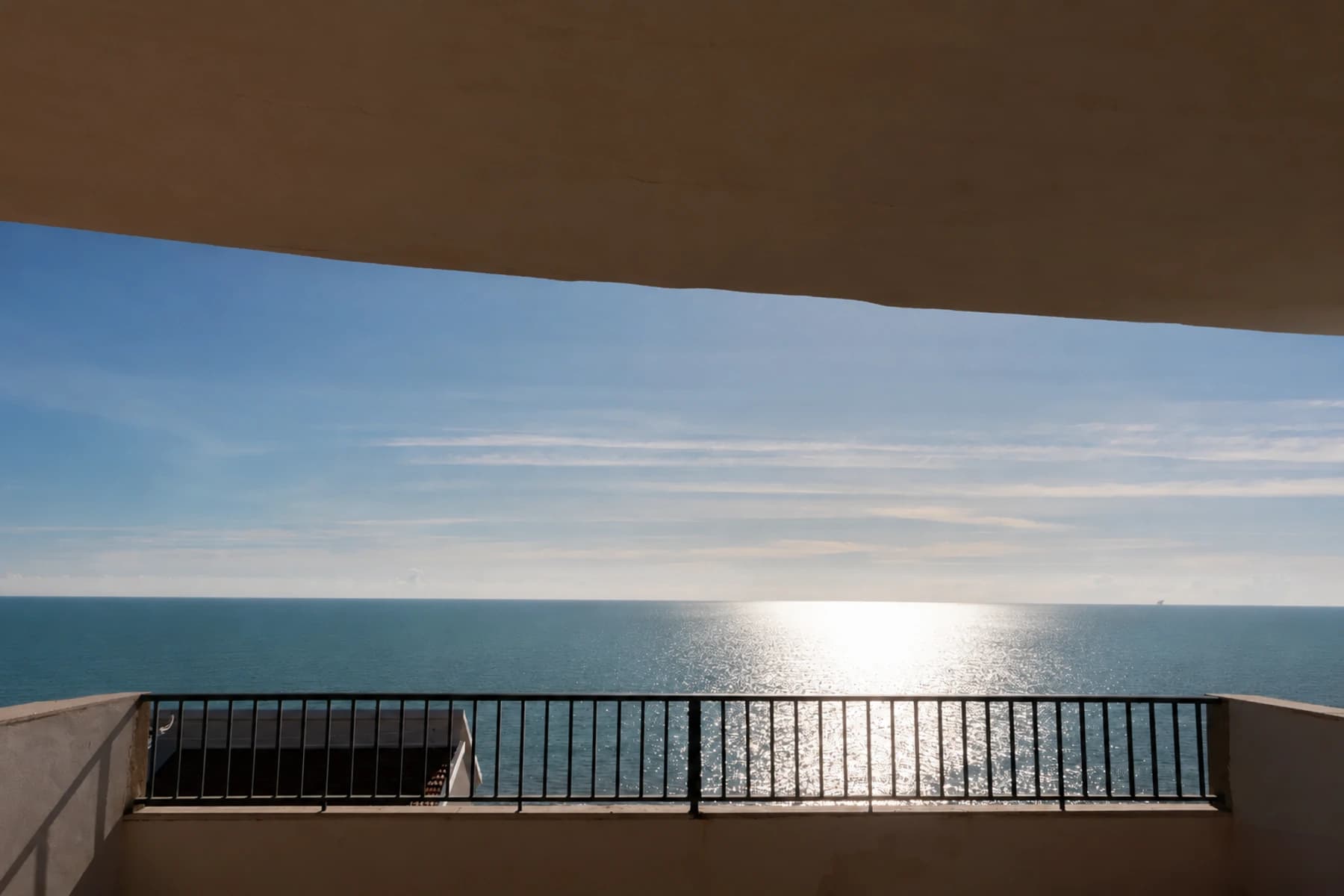 Vista panoramica sul mare dalla terrazza di Villa Conchiglia